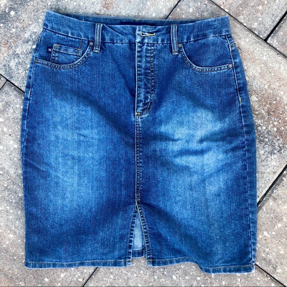 Bandolino Blu denim pencil skirt with rear pockets